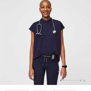 FIGS RAFAELA OVERSIZE TOP Navy Women's